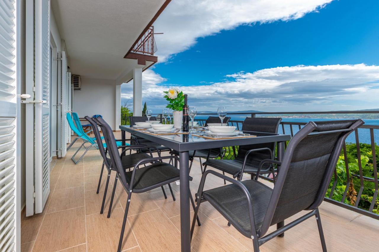 Apartmani Jasminka Dramalj Exteriör bild
