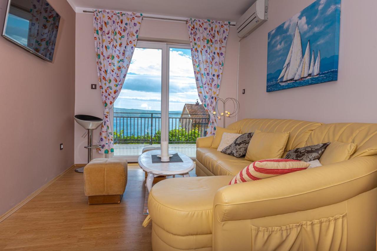 Apartmani Jasminka Dramalj Exteriör bild