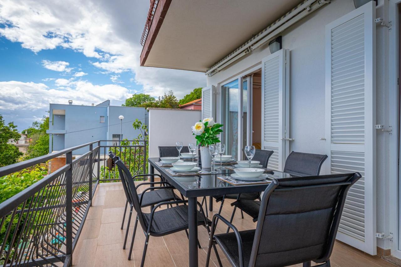 Apartmani Jasminka Dramalj Exteriör bild