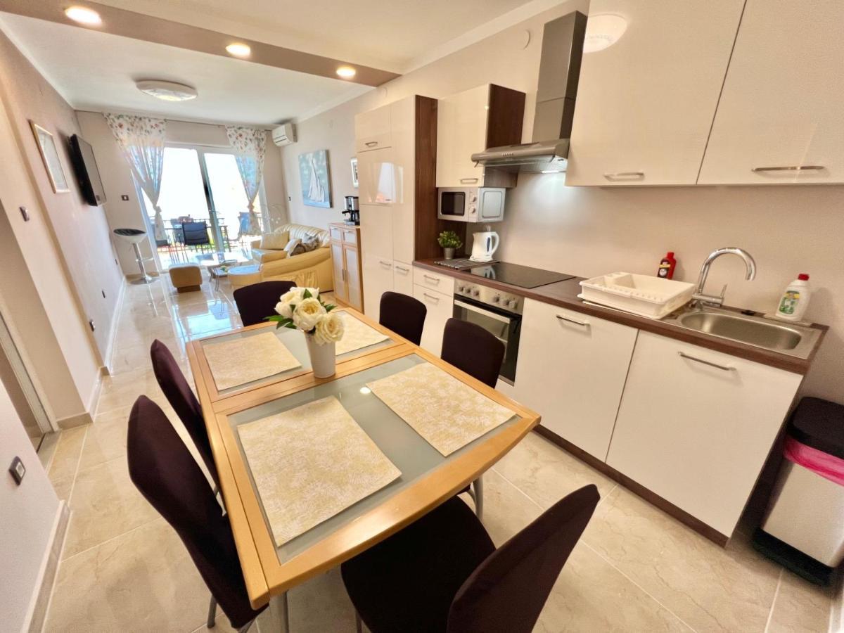 Apartmani Jasminka Dramalj Exteriör bild